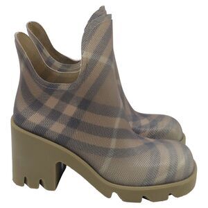 Burberry Check Marsh Heel Boots in Green Rubber